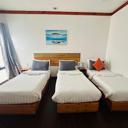 Pelican Beach Maafushi Exterior photo