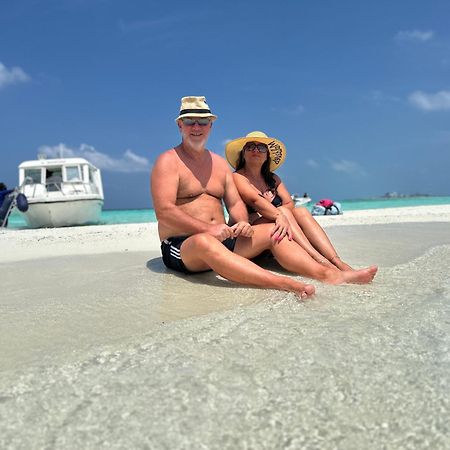 Pelican Beach Maafushi Exterior photo